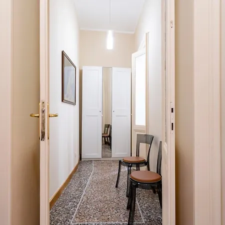 Flat-2 Min Walk The Cathedral! * Livorno