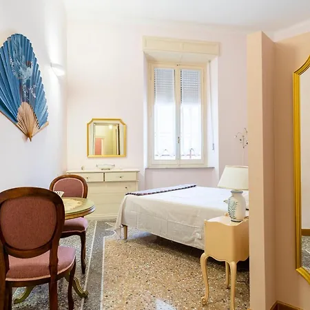 Flat-2 Min Walk The Cathedral! * Livorno